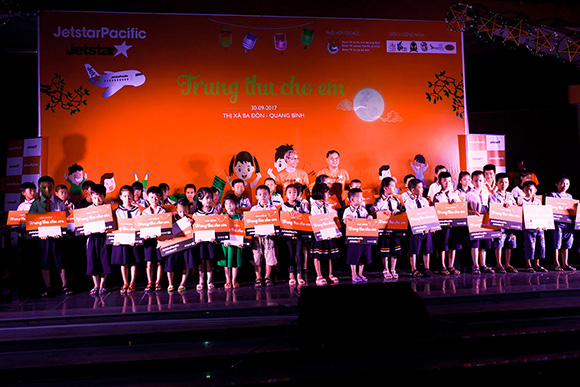  Đêm hội “Trung thu cho em” đến hơn 1.000 trẻ em thuộc tỉnh Quảng Bình nơi tâm bão số 10