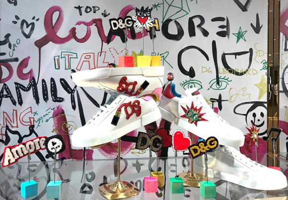 Chiến dịch “Sneaker Pop-up Store” làm mê mệt những fan yêu sneaker