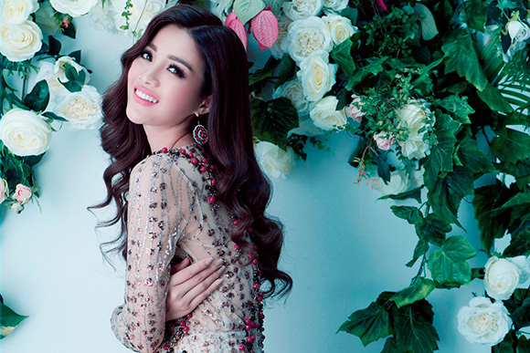 Mỹ Duyên ngày càng trưởng thành hơn với Hoa hậu Hoàn vũ Việt Nam 2017