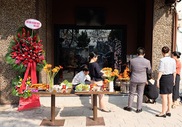 Đàm Thu Trang chính thức khai trương nhà hàng TAO tại quận 1