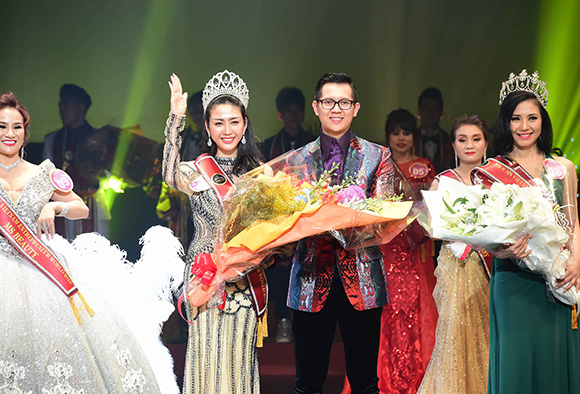 NTK Võ Nhật Phượng đoạt giải Hoa hậu Doanh nhân Thái Bình Dương 2018