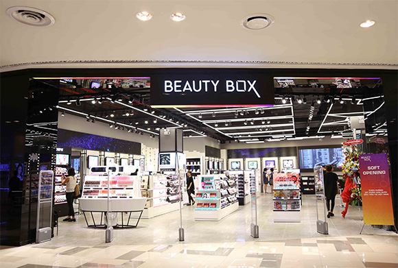 Thêm một địa điểm mua sắm tại quận 7 quy tụ hàng loạt thương hiệu mỹ phẩm Hàn Quốc đình đám nhất